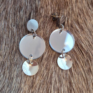 Loiste hopea tai kulta tappi