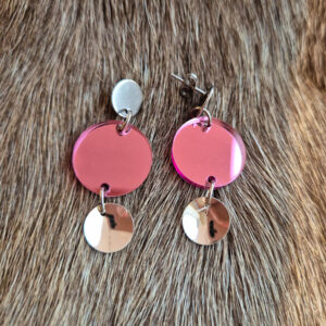 Loiste roosa hopea tai kulta tappi